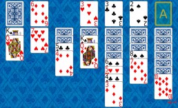 Klondike 1 Solitaire during the game in Solitaire Collection